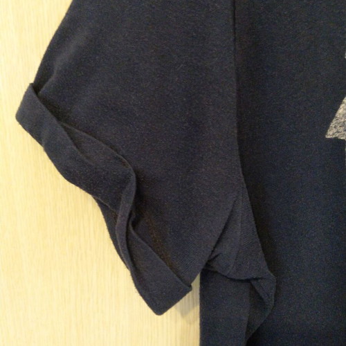 Hollister blue T-shirt with print medium used