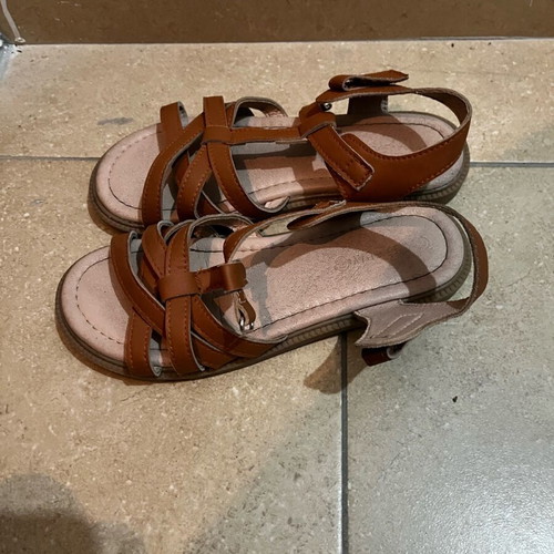 Leather sandal size 35 brown new