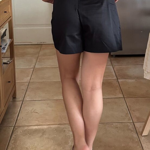 Innocent set with vest and skirt shorts like new, black