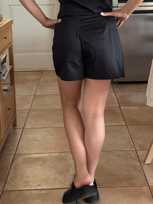 Innocent set with vest and skirt shorts like new, black