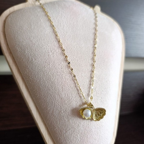 Shell necklace like new, stainless steel with zircon and pearl, gold tone