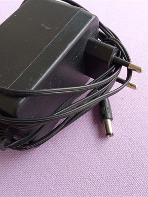 Τροφοδοτικό MKD 12-1000GS 12V 1000mA και 12V 500mA μεταχειρισμένο
