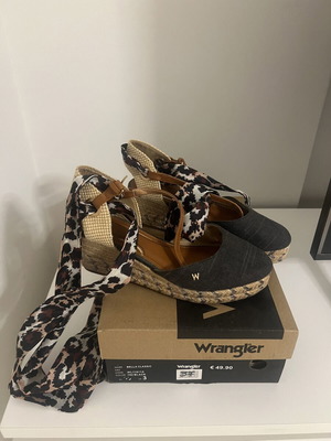 Wrangler shoes used, size 37, blue and brown