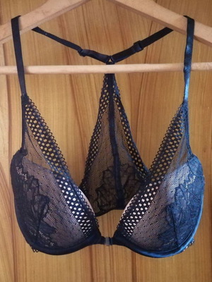 Calvin Klein lace bra 75B, black with beige cups