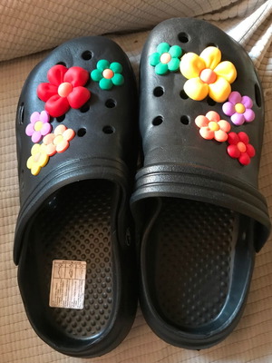Clogs black size 40-41 new with decorative charms
