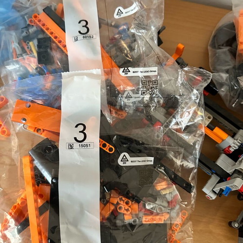 Lego Technic Ford F-150 Raptor and Cada building blocks used set