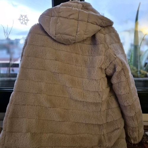 Reversible Quilted Jacket with Faux-Fur Side beige, like new