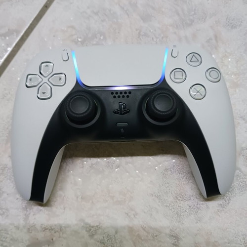 Sony DualSense PS5 controller, like new