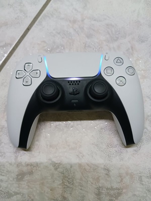 Sony DualSense PS5 controller, like new