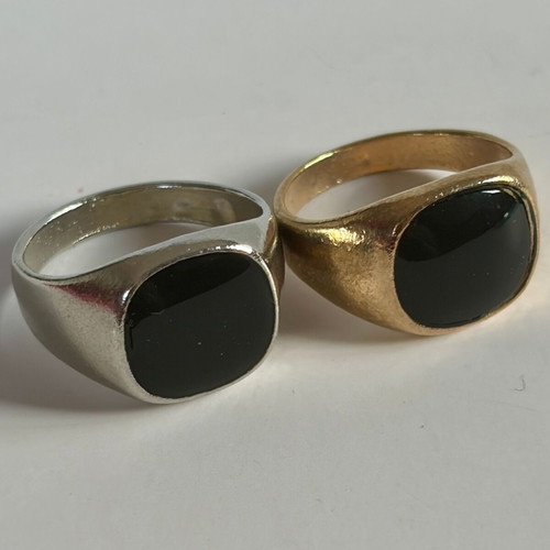 Twin Signet Rings new with factory defects, silver and gold tone