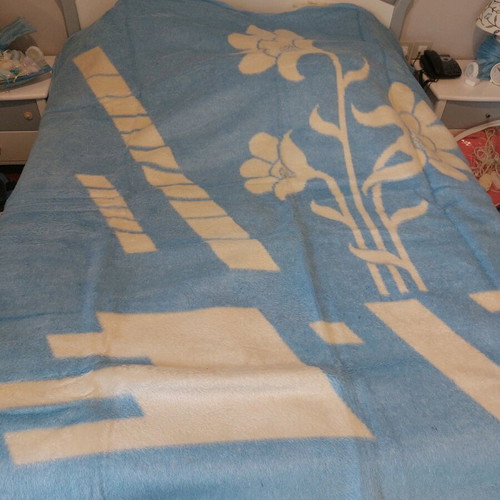 Acrylic double-sided blanket for double bed, blue-white floral
