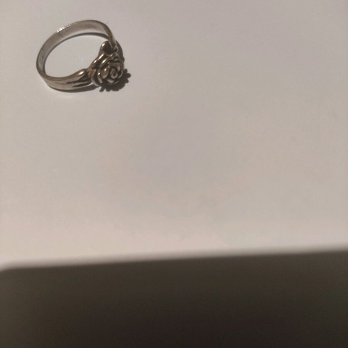 Silver rose ring new, unused