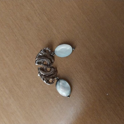 Folli Follie silver earrings like new