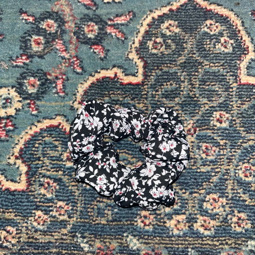 Scrunchies set of 3 new