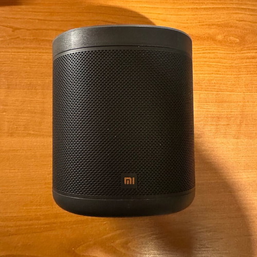Xiaomi speaker like new with charger