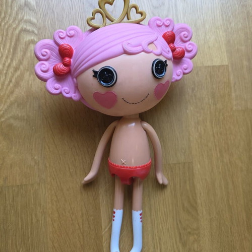 Lalaloopsy Queenie Red Heart Doll used, rare collectible 33cm