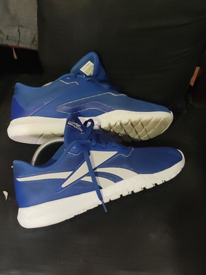 Reebok sneakers like new, size 41, blue