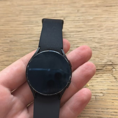 Galaxy Watch 4 used with small scratch on screen