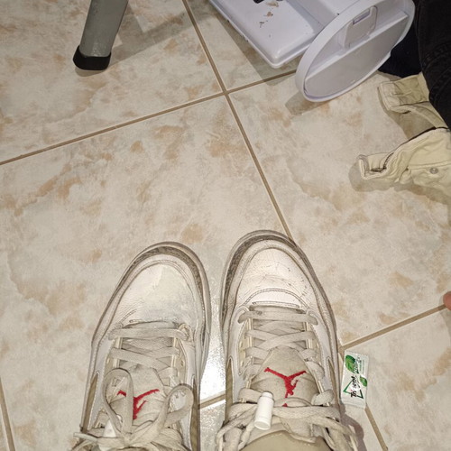 Jordan sneakers size 45.5 like new, white