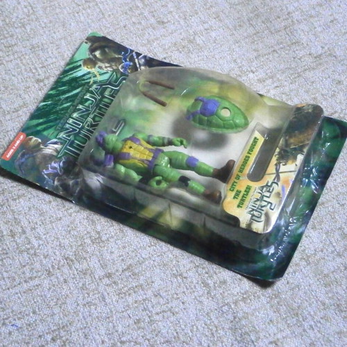 Teenage Mutant Ninja Turtles 2 Donatello figure new, vintage