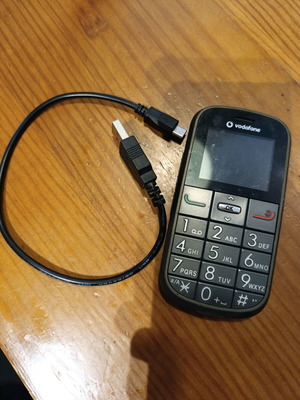 Vodafone mobile phone like new, ideal for seniors