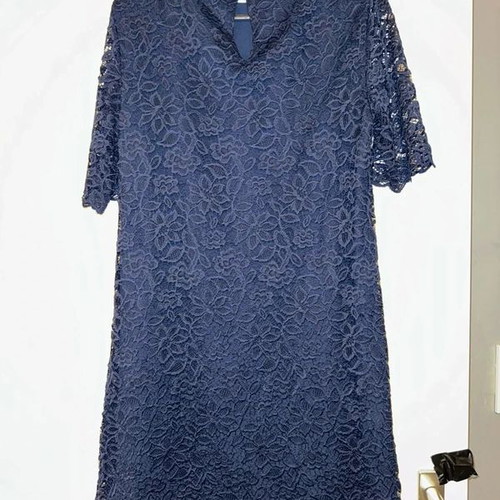 Mango lace dress dark blue, size M, new with tag