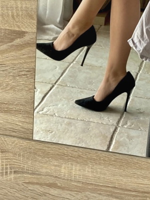 Alta Moda black pumps size 39 in excellent condition