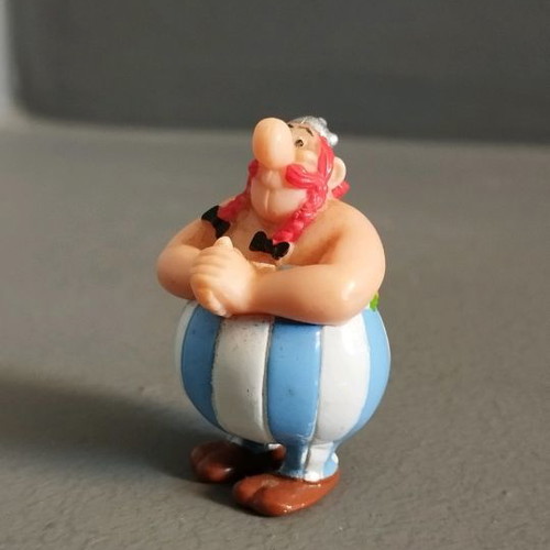 Collectible figure Obelix 4 cm used