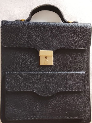 Briefcase A4 like new, black