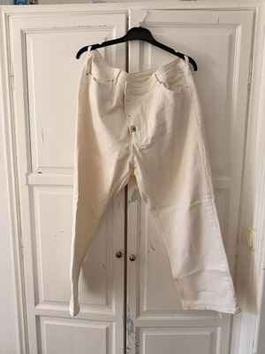 H&M jeans white, like new, size 5XL