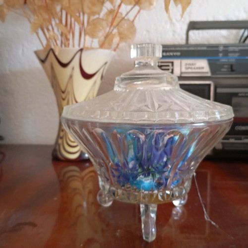 Vintage pressed glass sugar bowl with lid like new