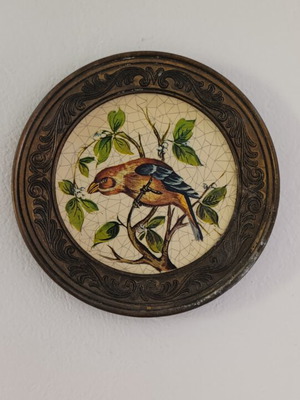 Vintage decorative wall plate 22cm with bird, used, crackle design