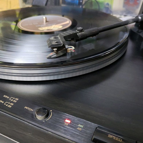 Sherwood PM-1270 turntable used with Ortofon