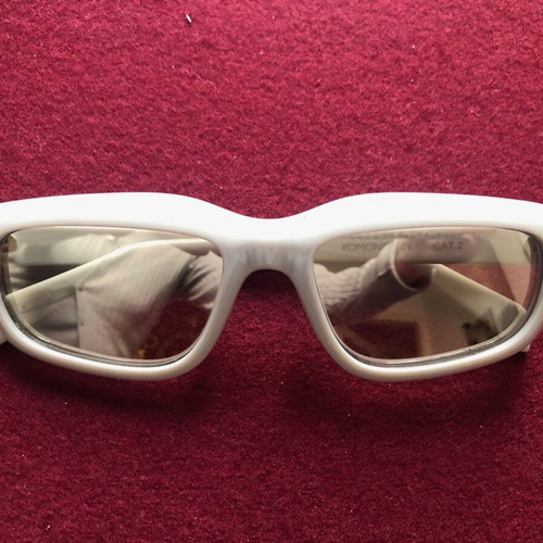 Komono Matt Unisex sunglasses like new with light gray frame