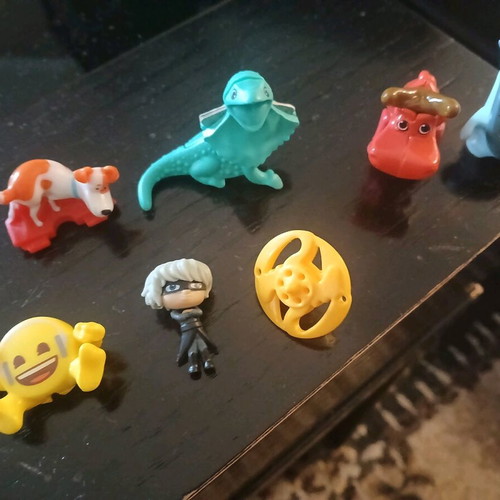 Kinder collectible figures like new, set of 7 pieces