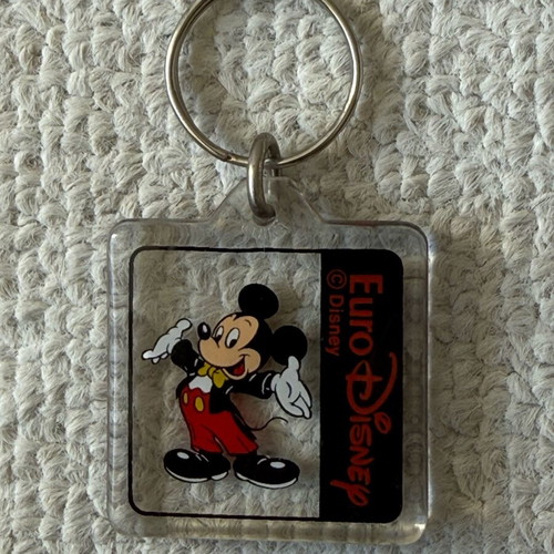 Euro Disney Mickey Mouse Keychain used, vintage 90s collectible