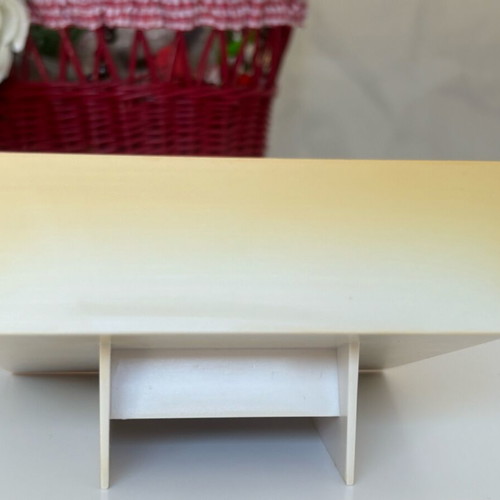 Display stand used for small stones or pendants