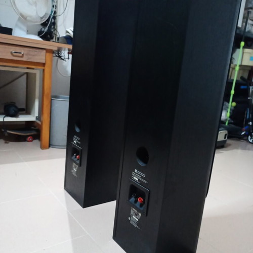 Yamaha NS F51 floor speakers