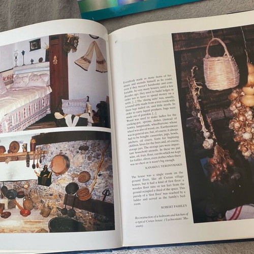 Crete Proud Beauty book like new