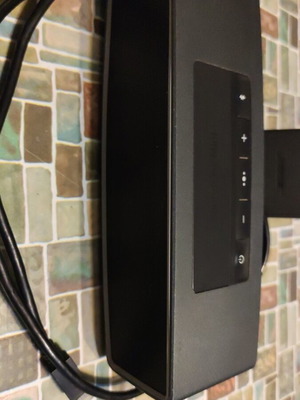 SoundLink Mini used, battery problem, does not charge
