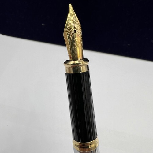 Cross pen like new, without box