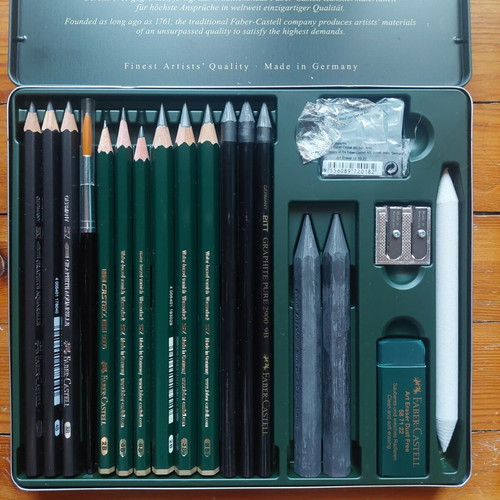 Faber-Castell Pitt Graphite Set 19 pieces like new