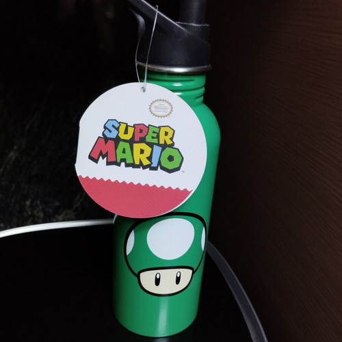 Water Bottle with Super Mario Tags new, ideal as gift