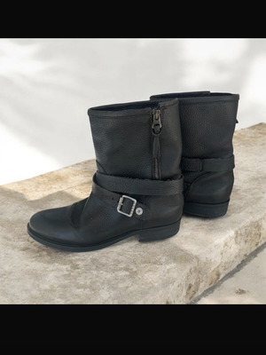 Tommy Hilfiger boots black size 39 used