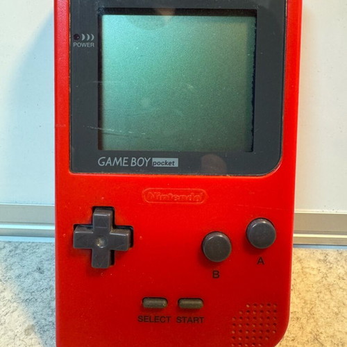 Nintendo Game Boy Pocket red used, tested working