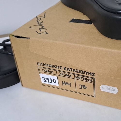 Lady Shoes Women's sandals new, size 38, black