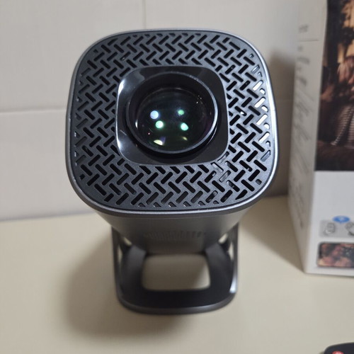 Smart Projector P30 with Android 11, 4K support, WiFi 6, Bluetooth
