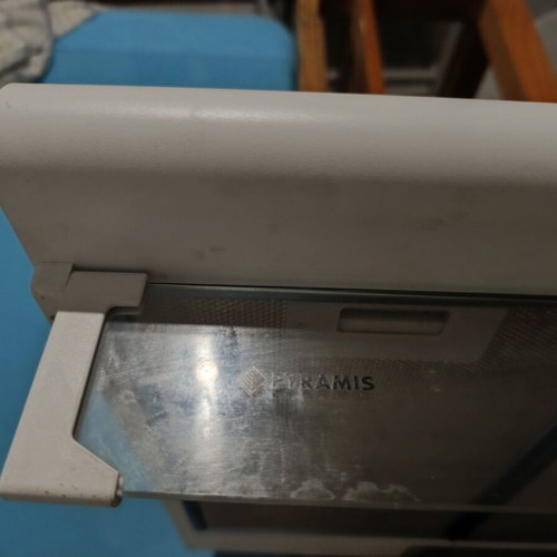 Pyramis extractor hood like new