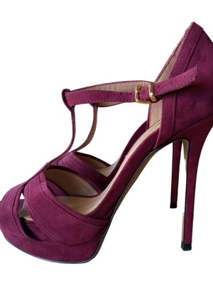 Zara sandals size 36 like new, worn once