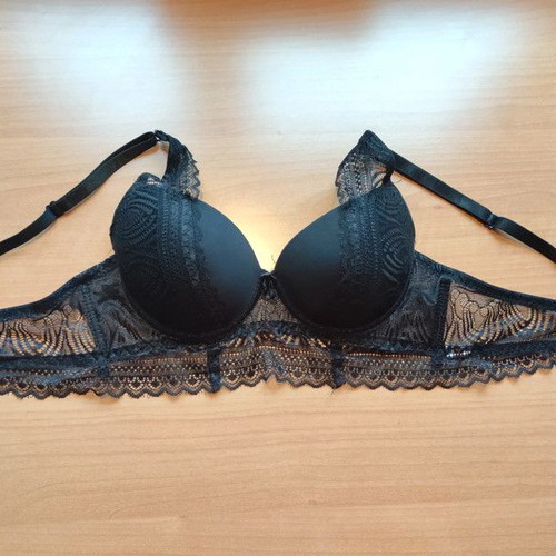 Shein bra 75B black with padding and lace new